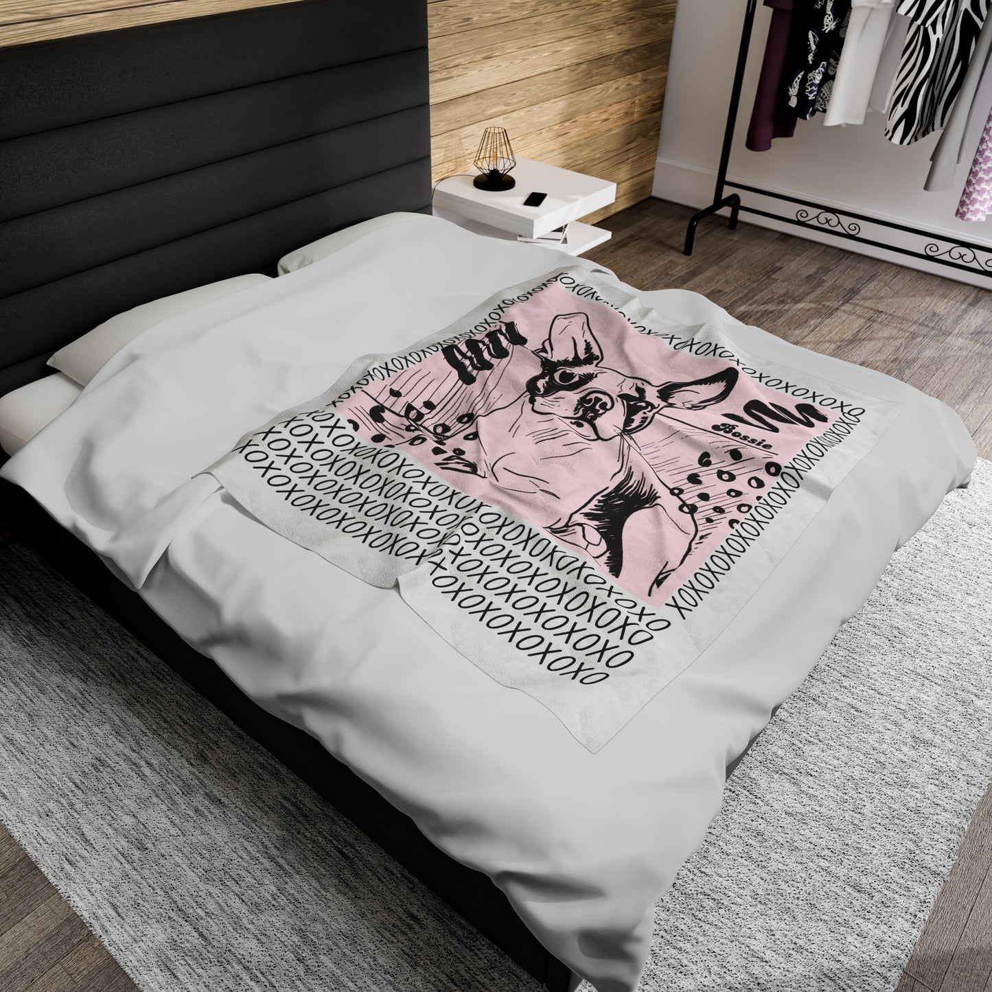 Throw Blanket - Pastel Pink Velvety Bossie Hugs and Kisses Design